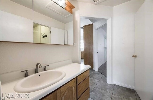 Building Photo - 130 E Virginia