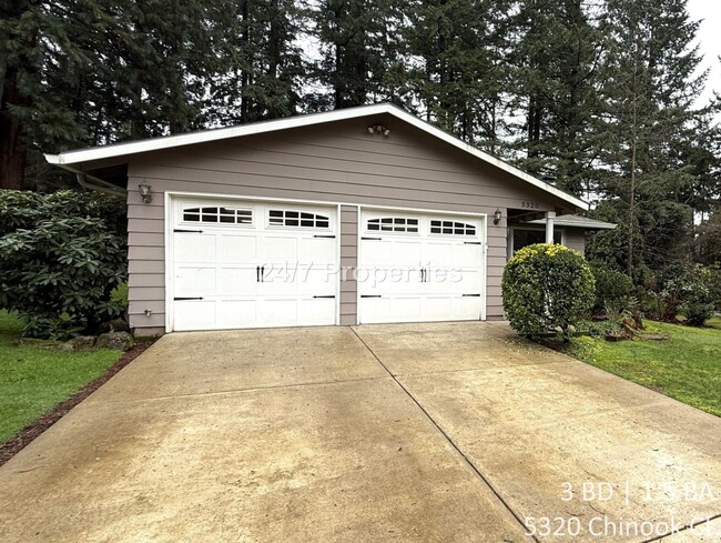 Building Photo - Charming 3BD | 1.5BA - **Lake Oswego**