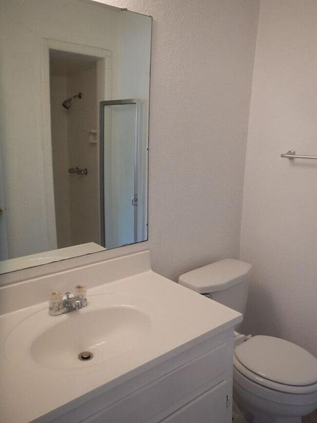 Building Photo - AVAILABLE SOON !