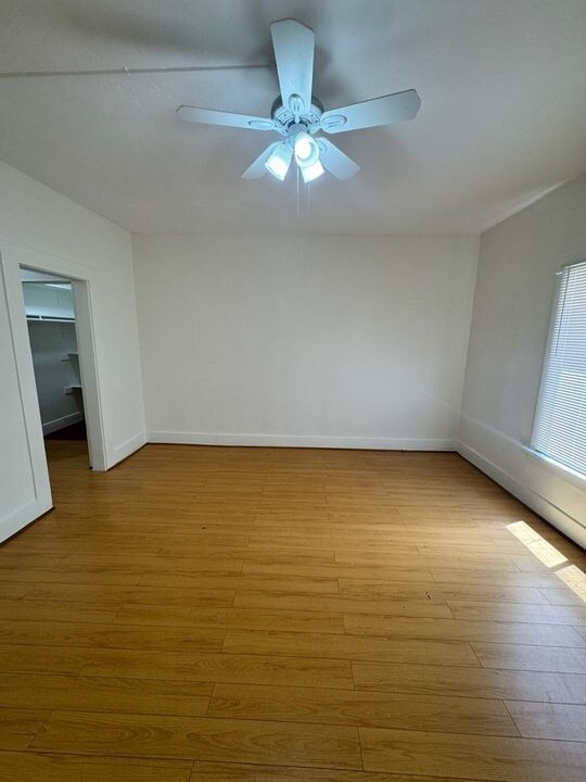 Interior Photo - 1645 N. Harvard Blvd.,