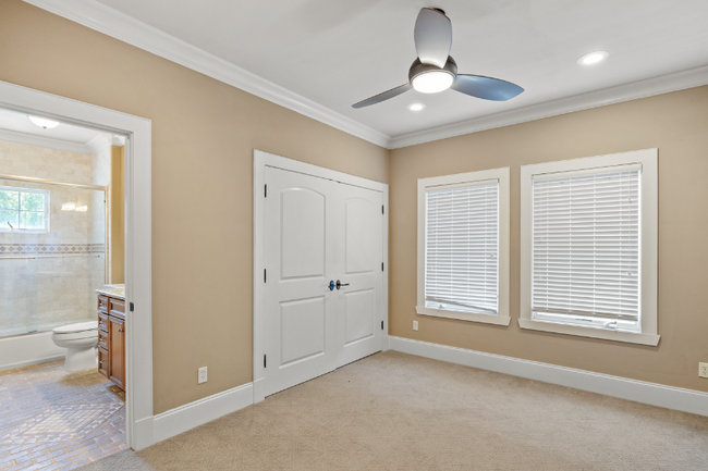 Building Photo - 1836 Ashley Hall Way
