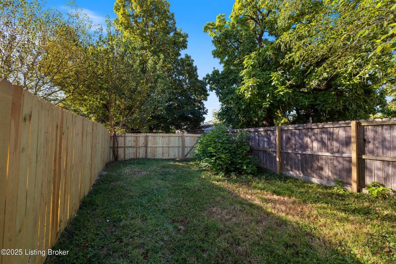 Building Photo - 1016 Payne St