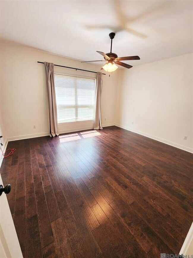 Building Photo - 7132 Myrtle Bluff Dr
