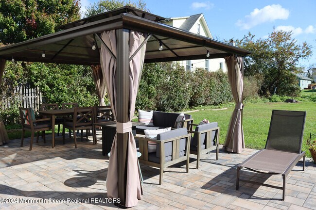 Building Photo - 111 Long Branch Ave