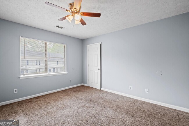 Building Photo - 356 N 19th St