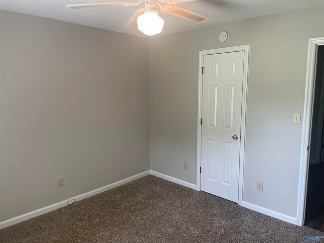 Building Photo - 208 Merganser Blvd