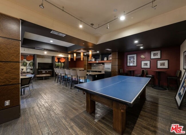 Building Photo - 100 S Alameda St