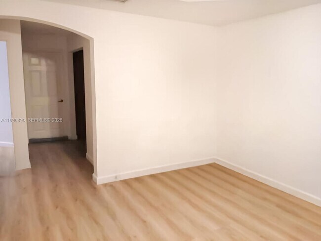 Building Photo - 6814 NW 107th Pl