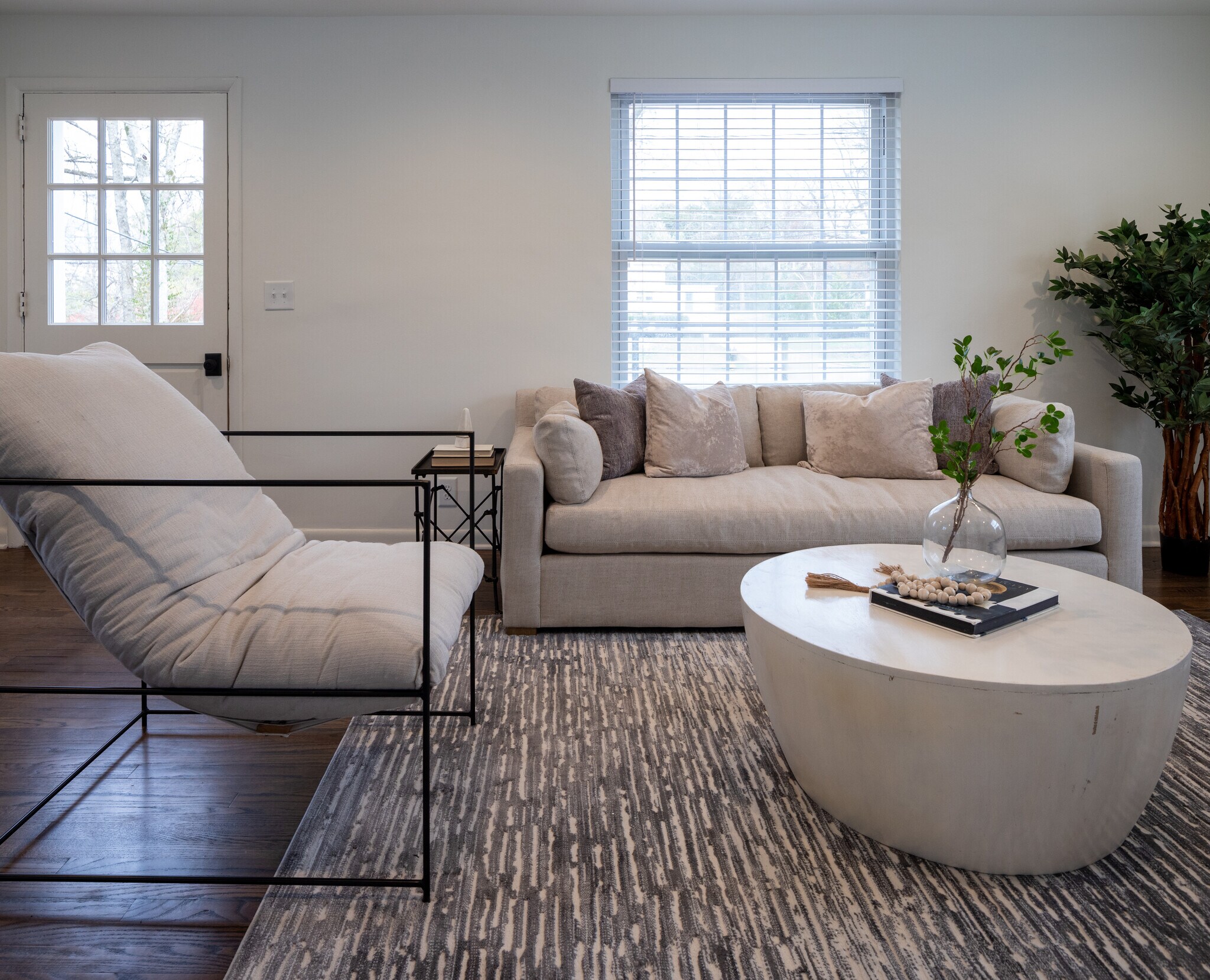 Building Photo - 203 Leake Ave