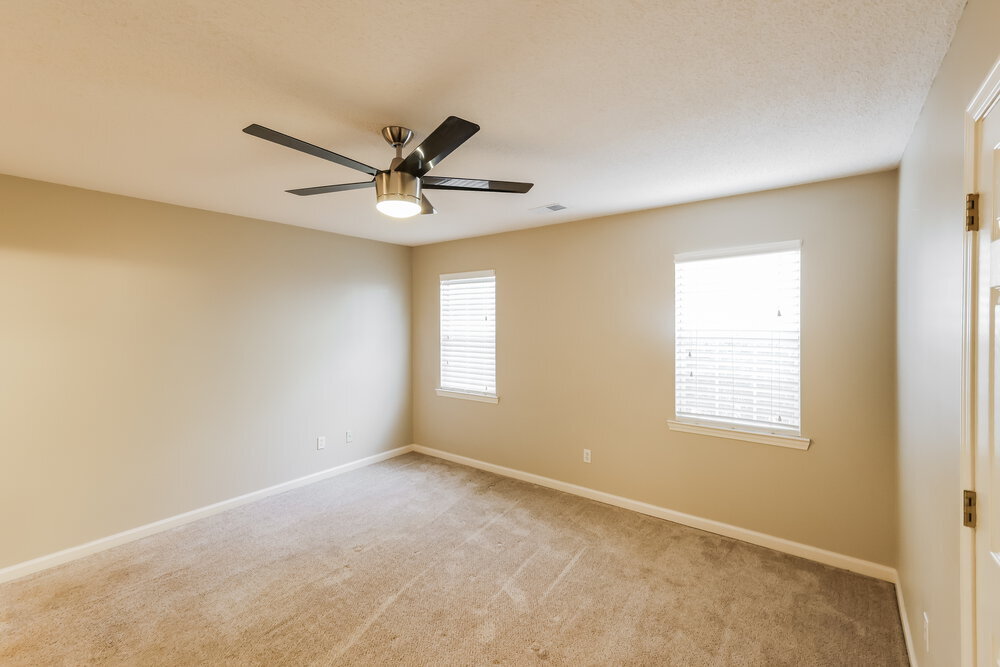 Building Photo - 126 Stonehaven Dr