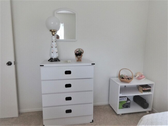 Building Photo - NEW PRICE! 2BR/2BA 2nd Floor Condo in Capri Isles