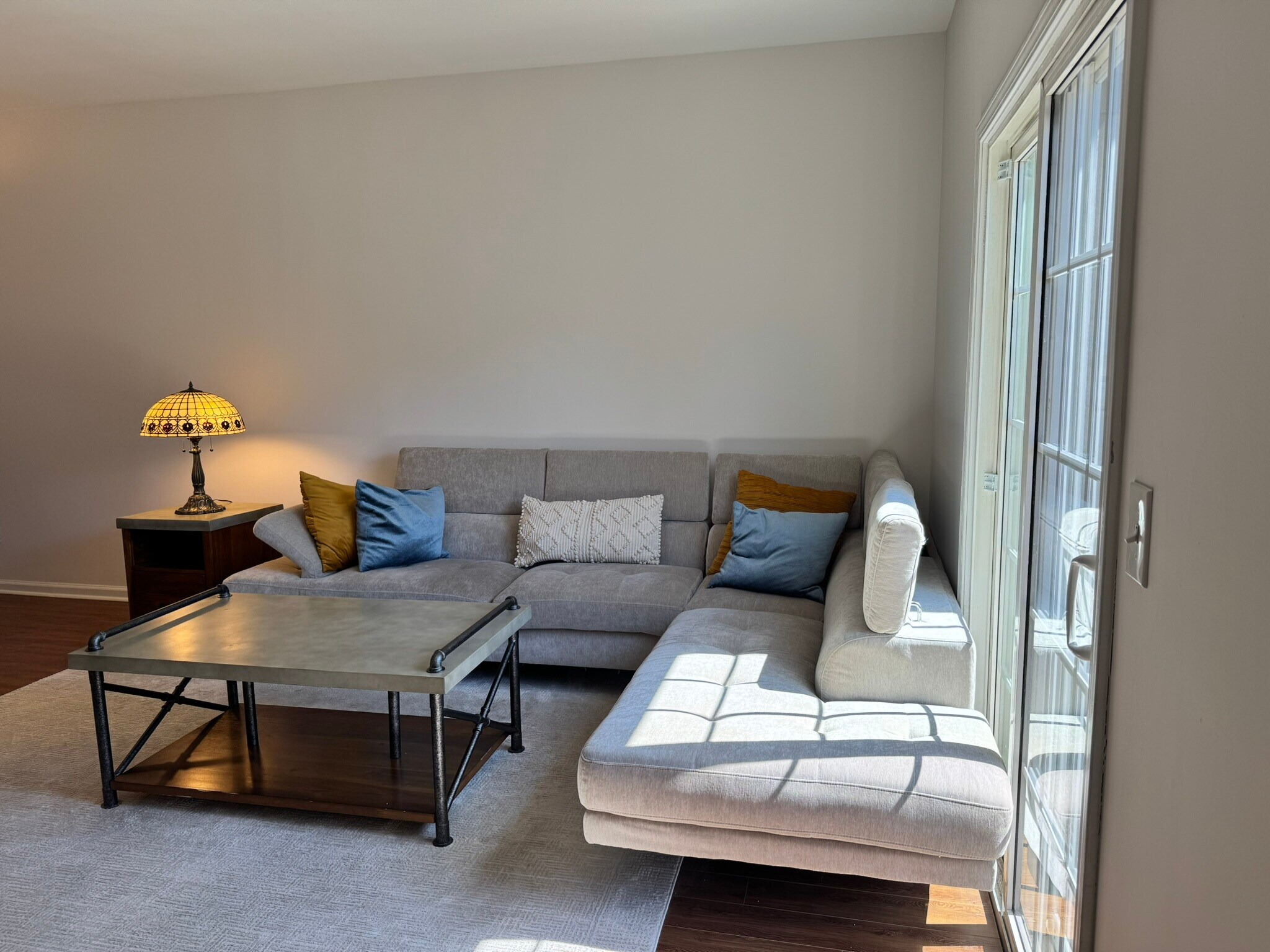 Living Room - 612 Graythorn Ln
