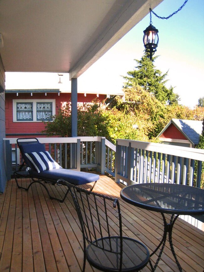 Building Photo - 3Bd/2Ba Seattle Home
