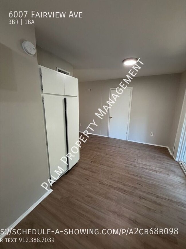 Building Photo - 6007 Fairview Ave