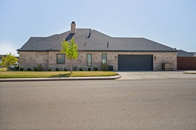 Building Photo - Luxury Home in Kelsey Park