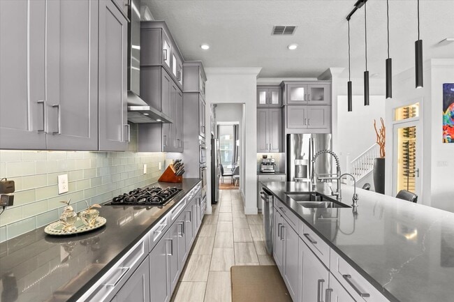 Building Photo - Waterfront Luxury Living | Private Dock + Direct Tampa Bay Access