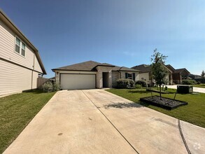 Building Photo - 916 Chachalaca Ct