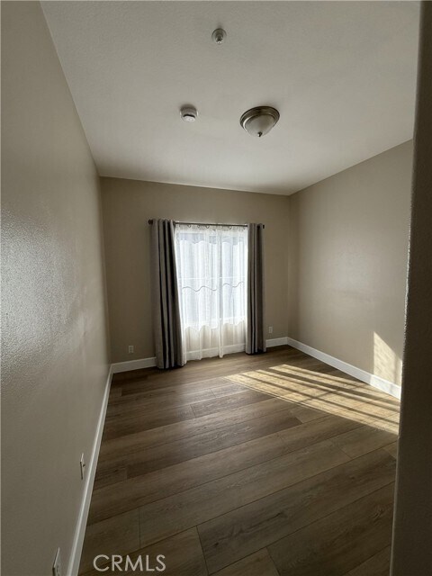 Building Photo - 37 Vía Barcelona