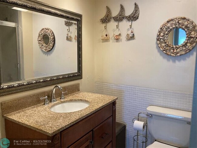 Building Photo - 4010 Galt Ocean Dr