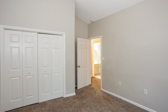 Building Photo - 7437 Reedy Creek Rd