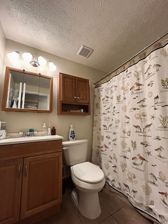 Building Photo - 9802 Brightlea Dr