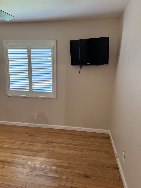 Building Photo - 1430 W Locust St