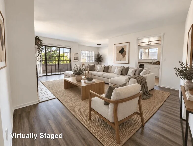 Building Photo - 4454 Coldwater Canyon Ave