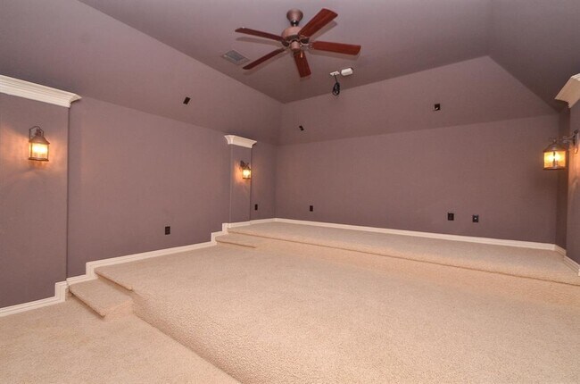 Building Photo - 27411 Robillard Springs Ln