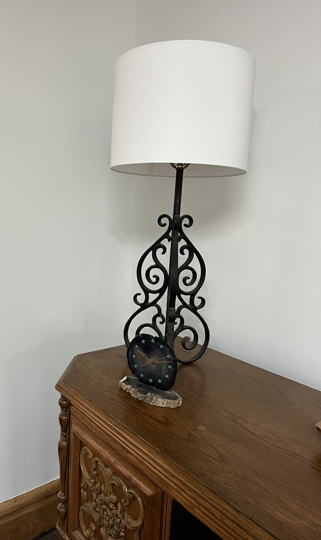 Lamp-Indirect lighting - 24 E Northwood Ave
