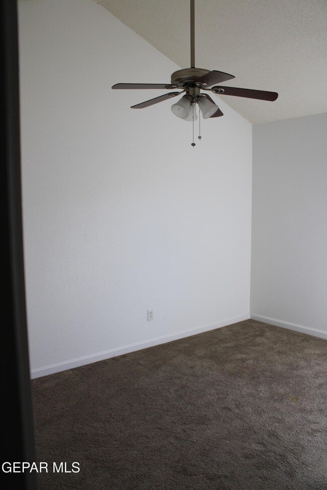 Building Photo - 12516 Twin Leaf Dr