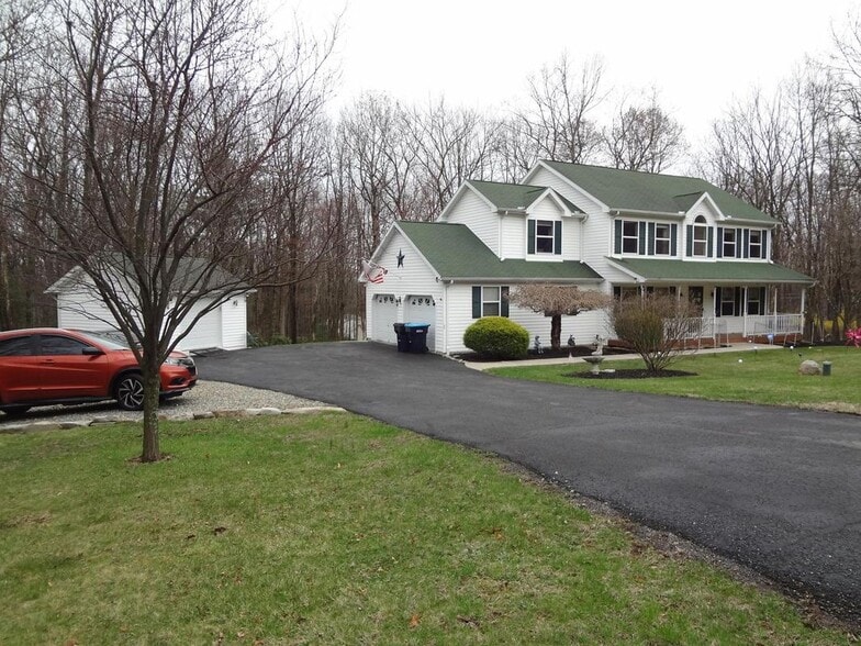 Building Photo - 108 Meriwill Ln