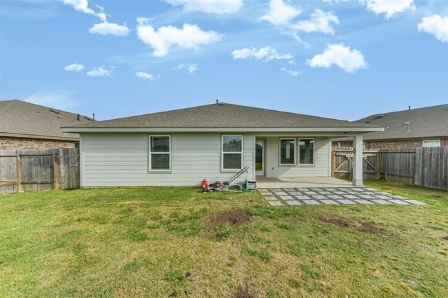 Building Photo - 918 Betsy Hl Dr