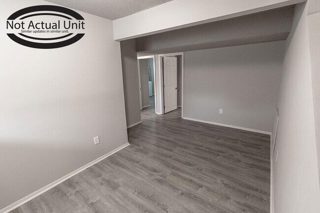 Building Photo - 203 Wheaton Ct