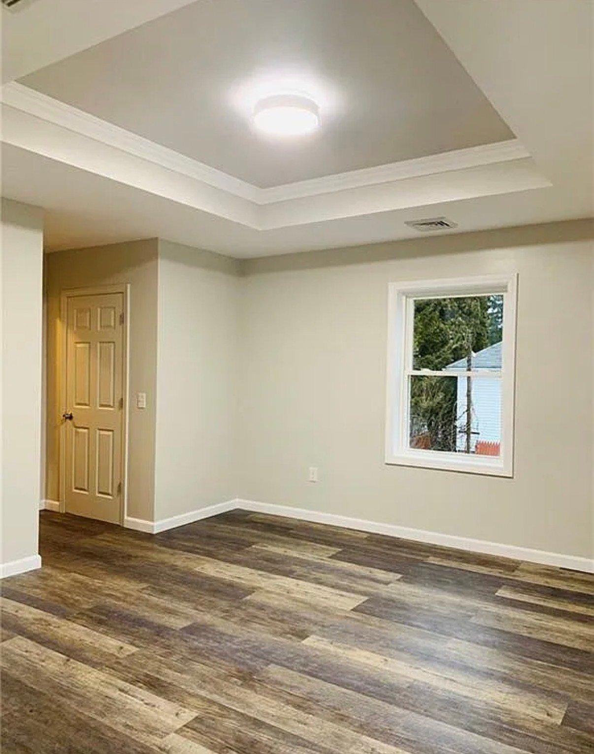 Building Photo - 99 Parnell St