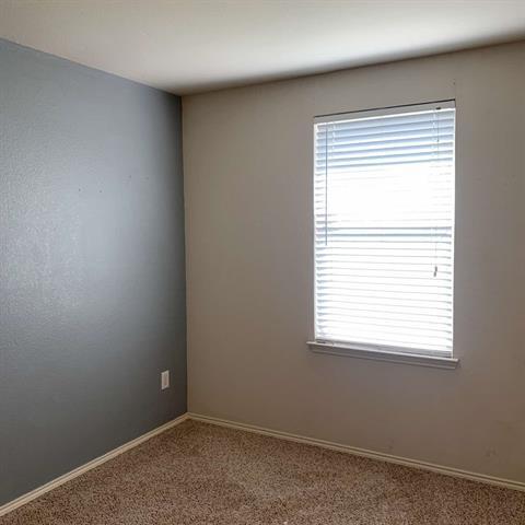 Building Photo - 208 N Rolling Meadow Dr
