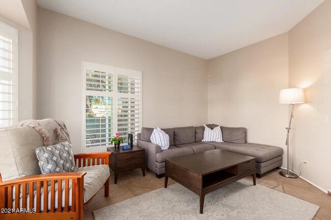 Building Photo - 4615 E Monte Way