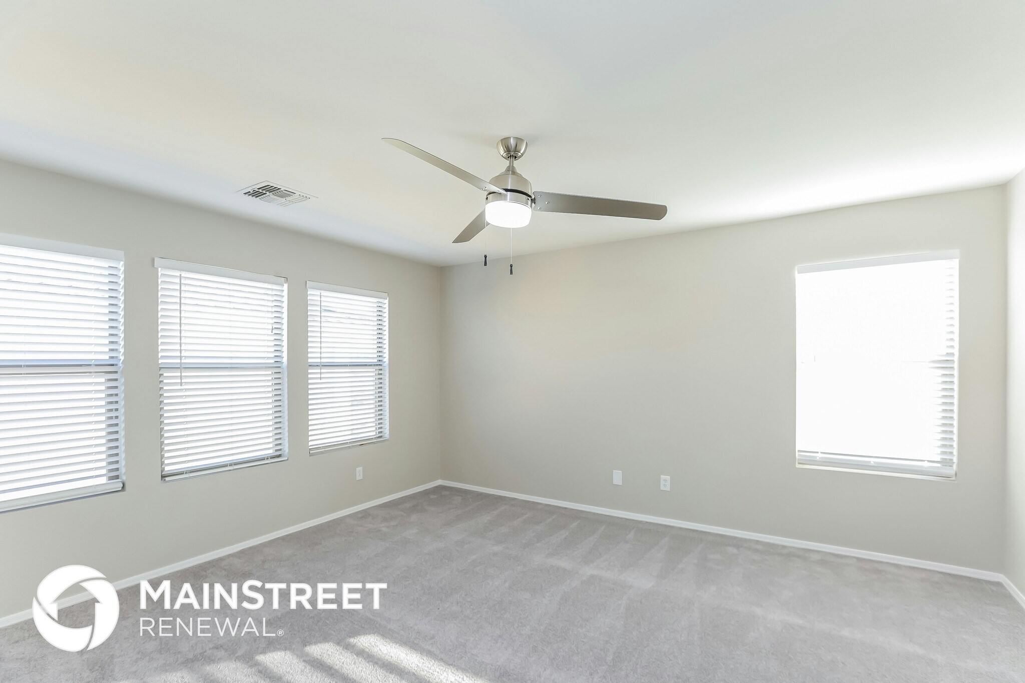 Building Photo - 9519 N 81st Dr