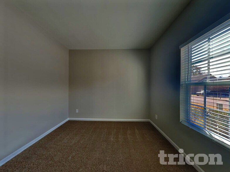 Building Photo - 1068 Countess Ln