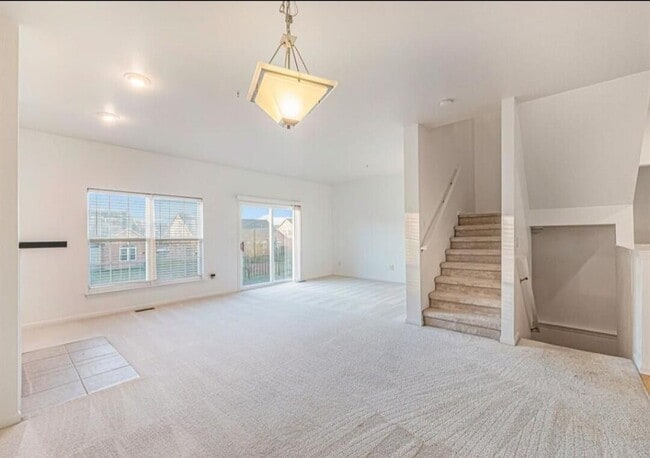 Building Photo - 526 Cherry Orchard Rd