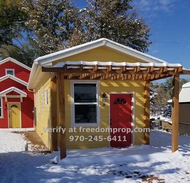 MINIMALIST LIVING Brand New Tiny Home - MINIMALIST LIVING  Brand New Tiny Home