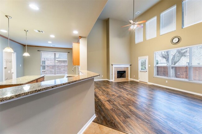 Building Photo - 1317 Sundrop Cove