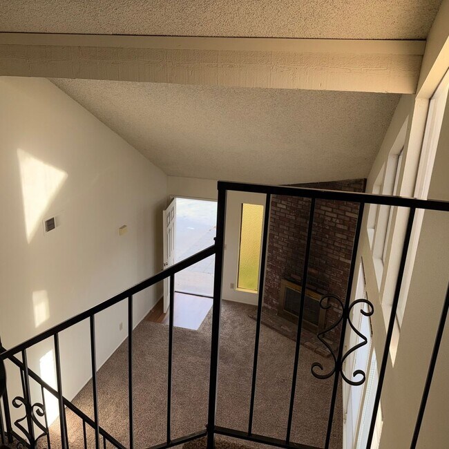 Building Photo - 7735 Las Lilas Ct