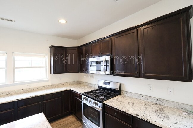 Building Photo - 10506 Marions Way