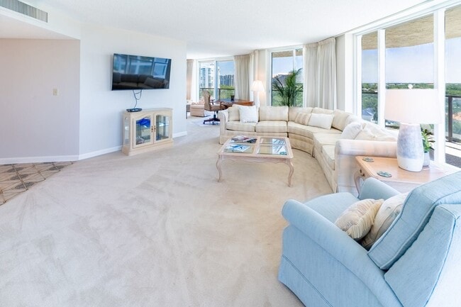 Building Photo - Annual Rental Available Now!!! Stunning 2BR/3BA 9th Floor Condo, Turnkey, Furnished