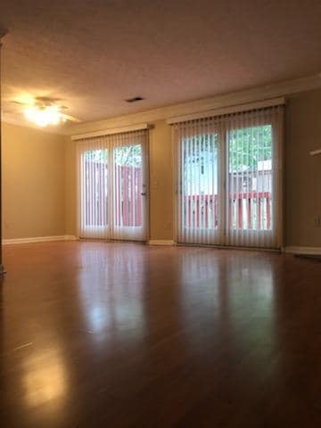 Building Photo - 6642 Meadow Rue Dr