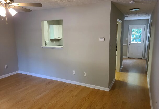 Building Photo - 2950 Bridge Dr