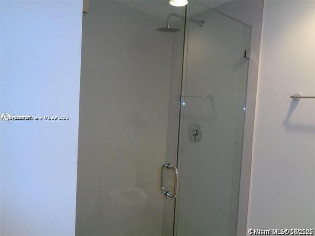 Building Photo - 2600 E Hallandale Beach Blvd