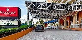 Building Photo - 19201 Collins Ave