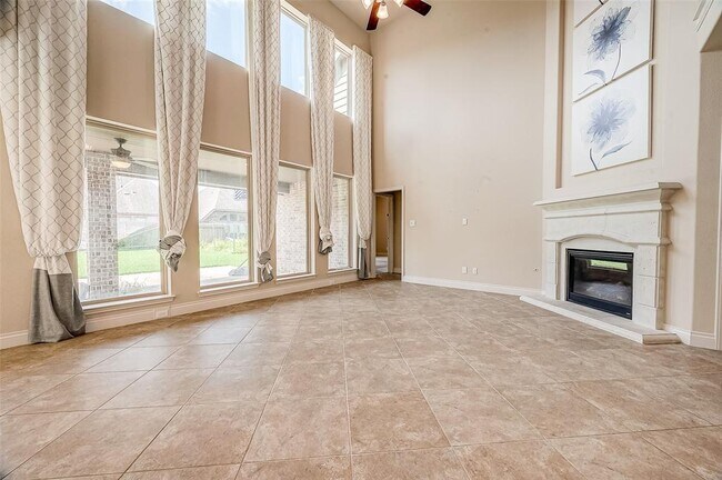 Building Photo - 13614 Lightning Falls Ln