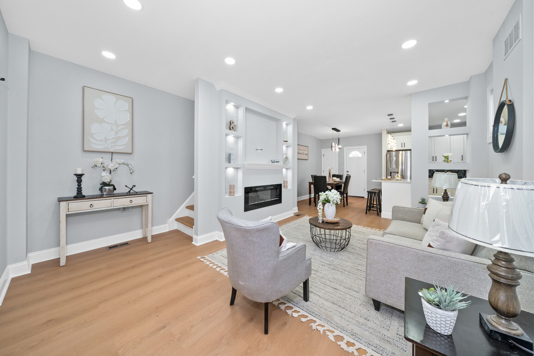 Building Photo - 504 W 26th St